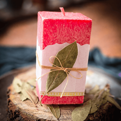 Cirios rectangulares con laurel