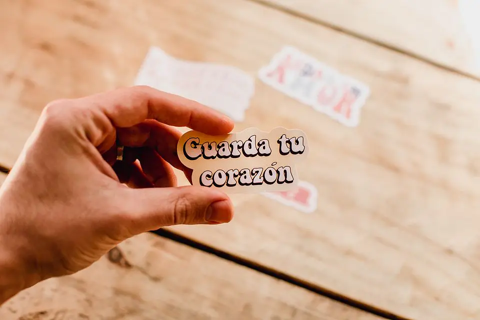 Seguir su voz - Set de Stickers 4