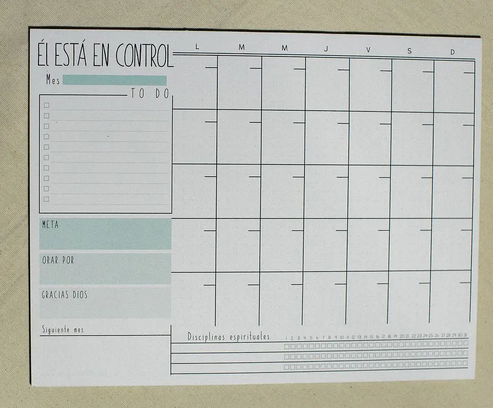 Él está en Control - Planner Mensual de Escritorio 2