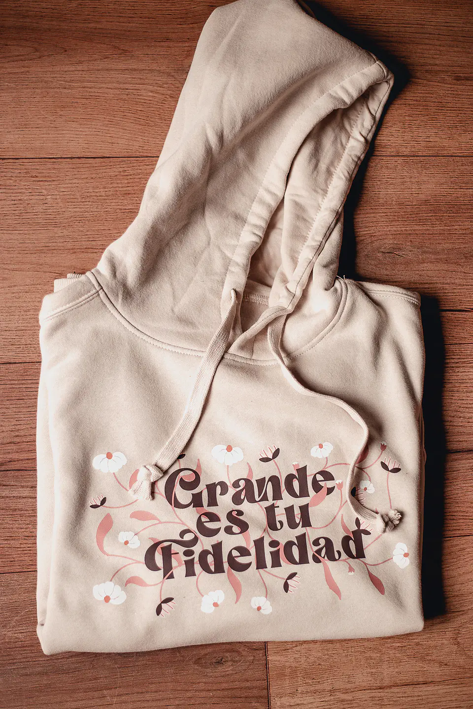 Grande es tu Fidelidad - Polerón Canguro 2