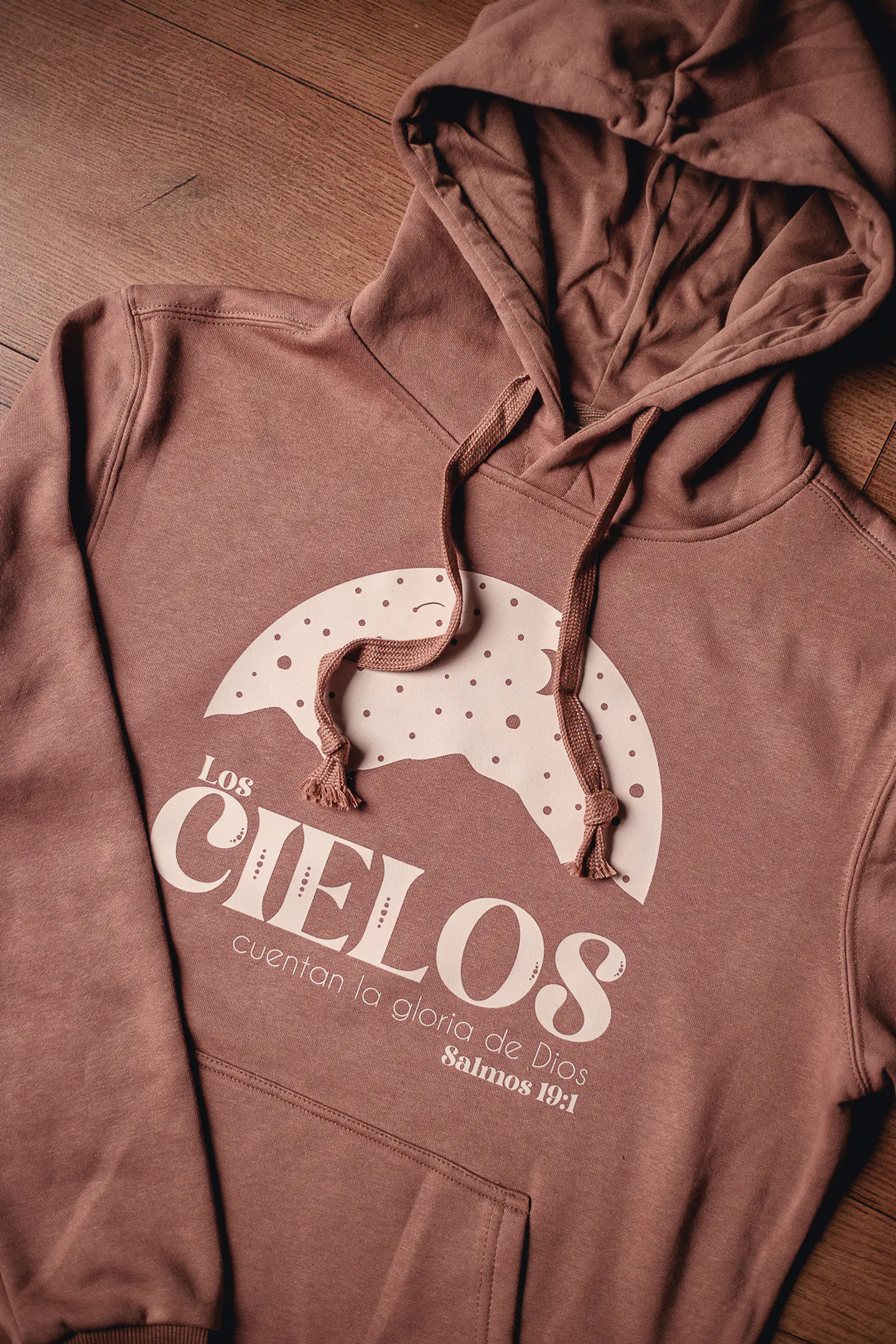 Los cielos cuentan la Gloria de Dios - Polerón Canguro 3