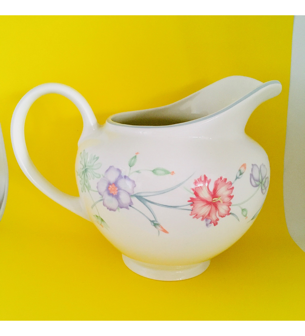 Inglaterra, Jarra 700cc