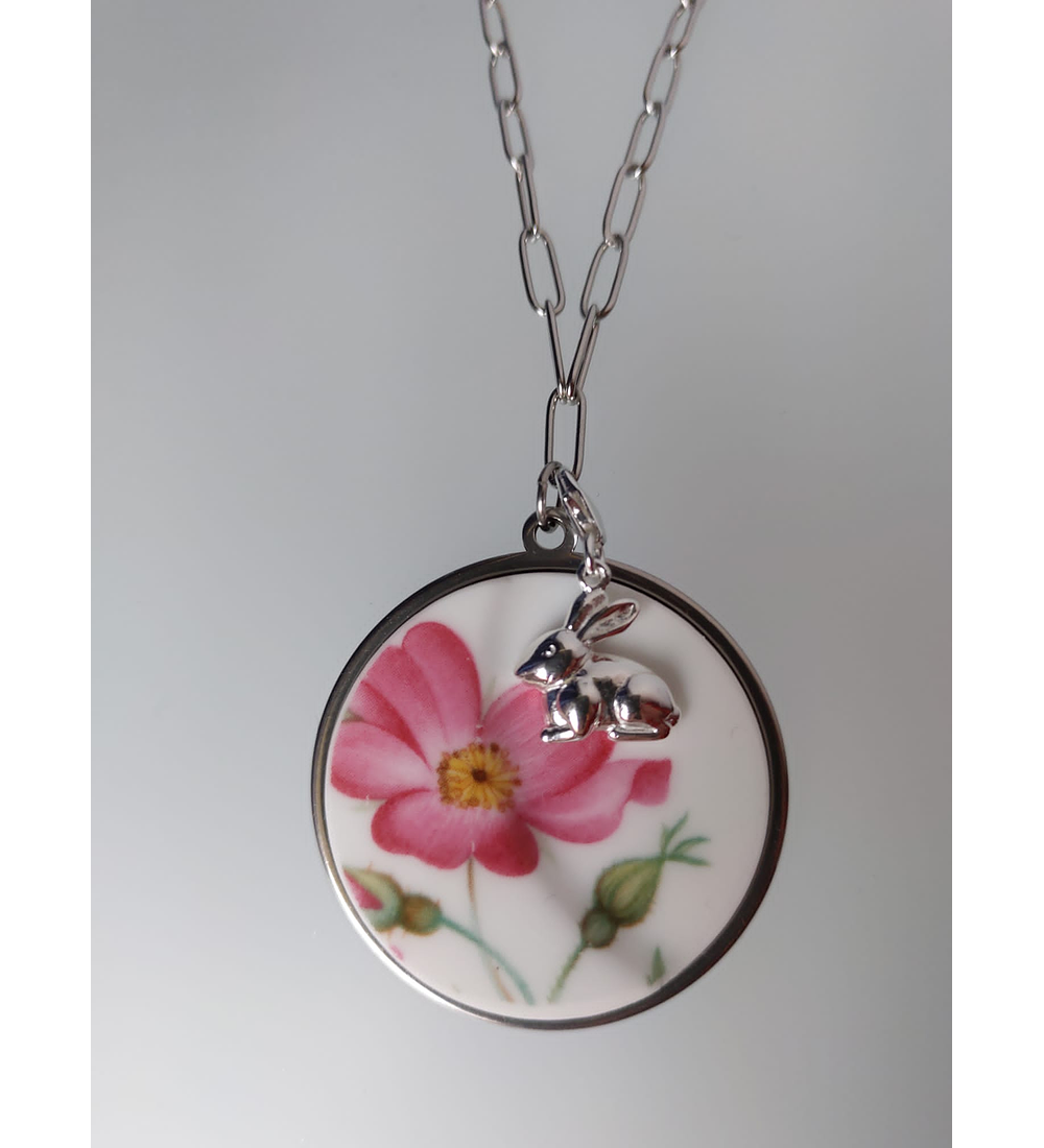 Collar Plateado de Porcelana 