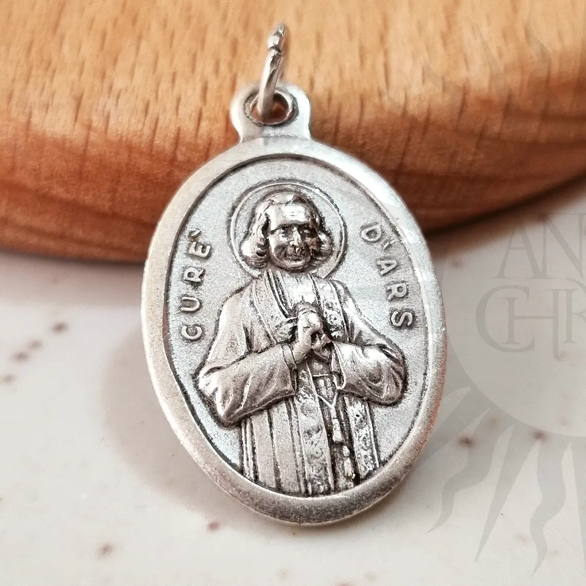 Medalla de San Juan Vianney (Cura de Ars) 1