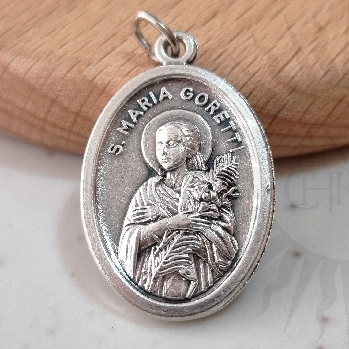 Medalla de Santa María Goretti 1