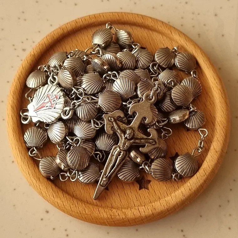 Porta Rosario de Madera - Grabado Mariano con Sagrados Corazones 3