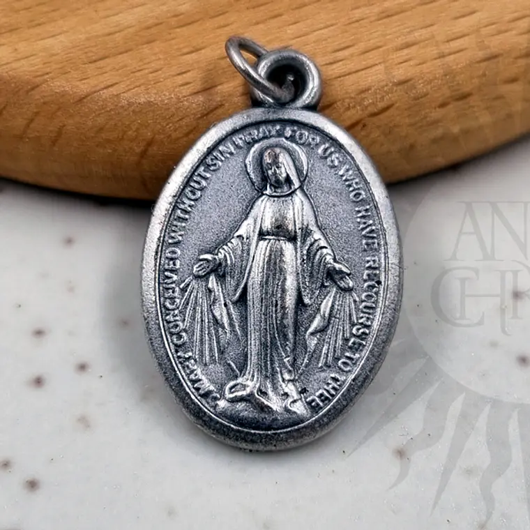 Medalla de Nuestra Señora de Las Gracias - Modelo 01 1