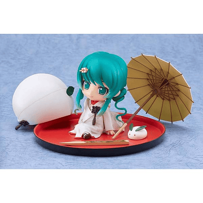 Nendoroid 303 Snow Miku Strawberry Wedding Kimono Ver. 5