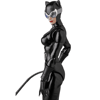 Mafex No. 123 Catwoman (Hush Ver.) 8