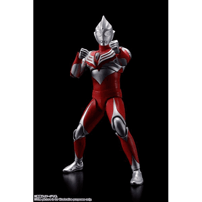 S.H Figuarts Ultraman Tiga (Power Type) 2