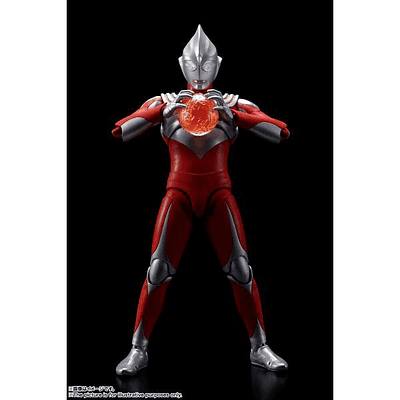 S.H Figuarts Ultraman Tiga (Power Type) 4