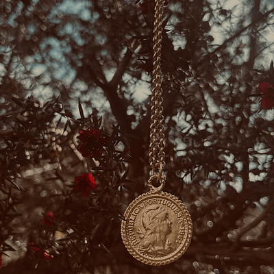 Colar Medalha 1 Escudo