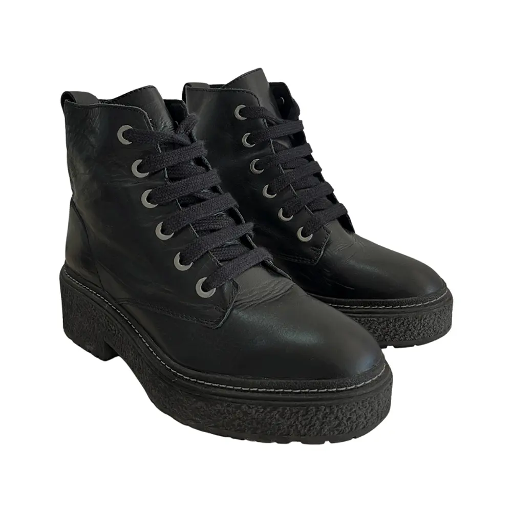 Botines cuero con cordones negras - Bimba y Lola | Talla 39