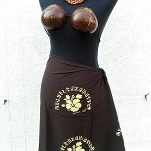 Pareo Corto Cafe, Marca Taukiani