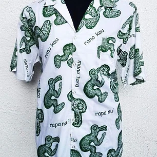 Polynesian shirt made in Easter Island