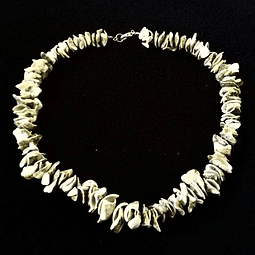 Short Necklace 45cm Green Shells