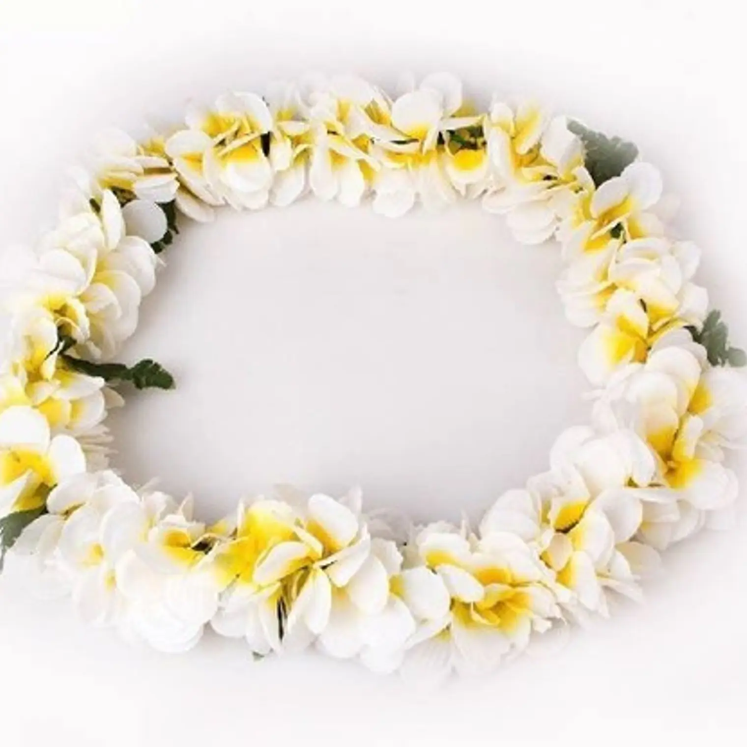 Collar Polinésico lei de Flores Tipanie blancas con amarillo 1