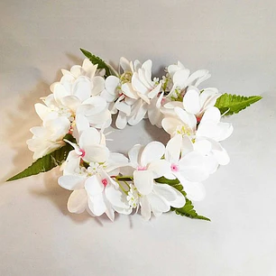 Coronas De Flores Blanca Y Hojas Elasticada 