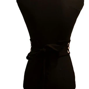 Cinturón Artesanal Estampado Negro Ngümin Mapuche