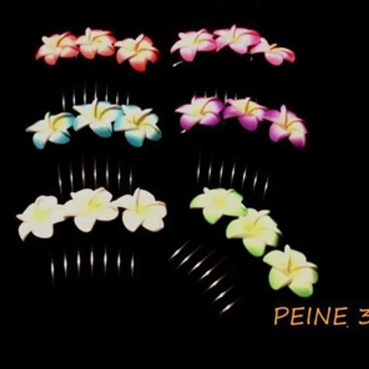 Peine Grande Con 3 Tipanie Color Celeste Para El Cabello 2