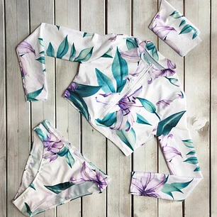Bikini Manga Larga Blanco Con Flores Lila Y Hojas / Traje de baño