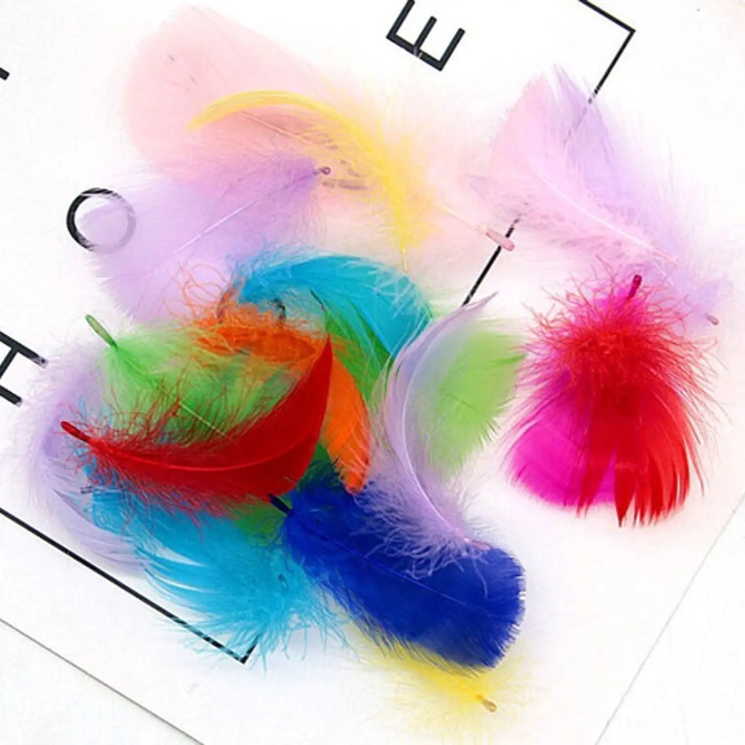 Bolsa Plumas De Colores de 4 a 8cm app 100 un 1