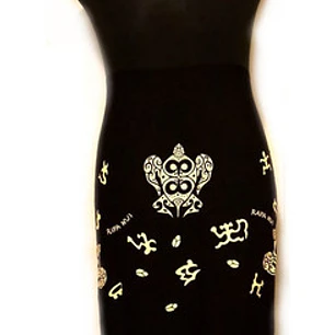 Pareo Corto Napohe Color Negro Tortuga Rongo Rongo