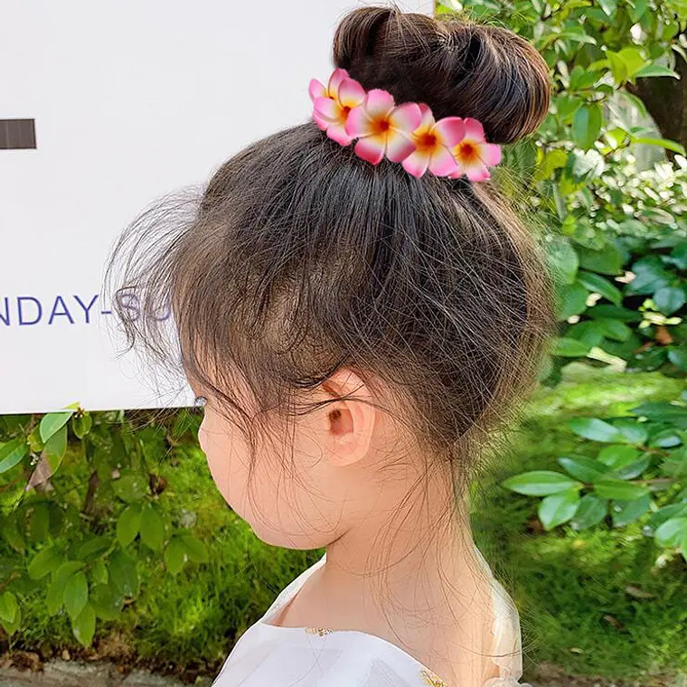 Colett / scrunchie con 7 Flores Tipanie Blanca Con rosado Para El Cabello 1