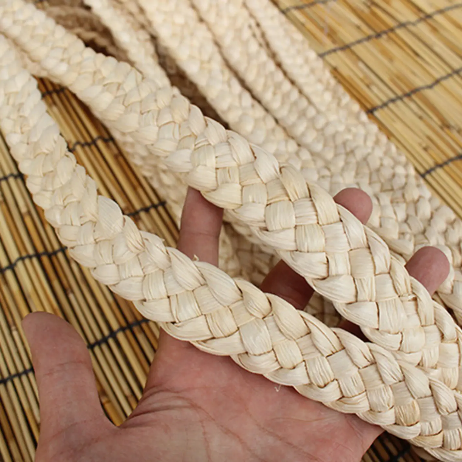 1 metro de Fibra de maiz Trenzado 2cm Ideal Artesanías 2