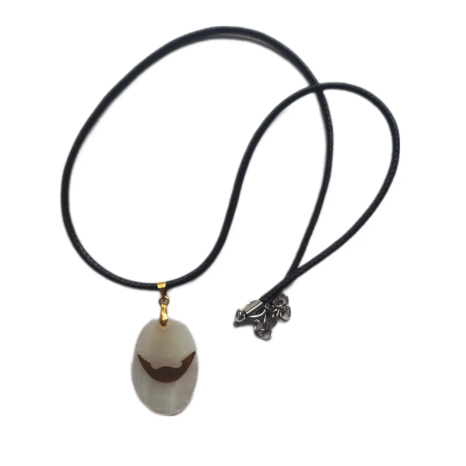 Colgante Nácar con Reimiro bronce  / Diametro 3cm 2