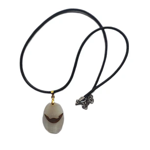 Colgante Nácar con Reimiro bronce  / Diametro 3cm