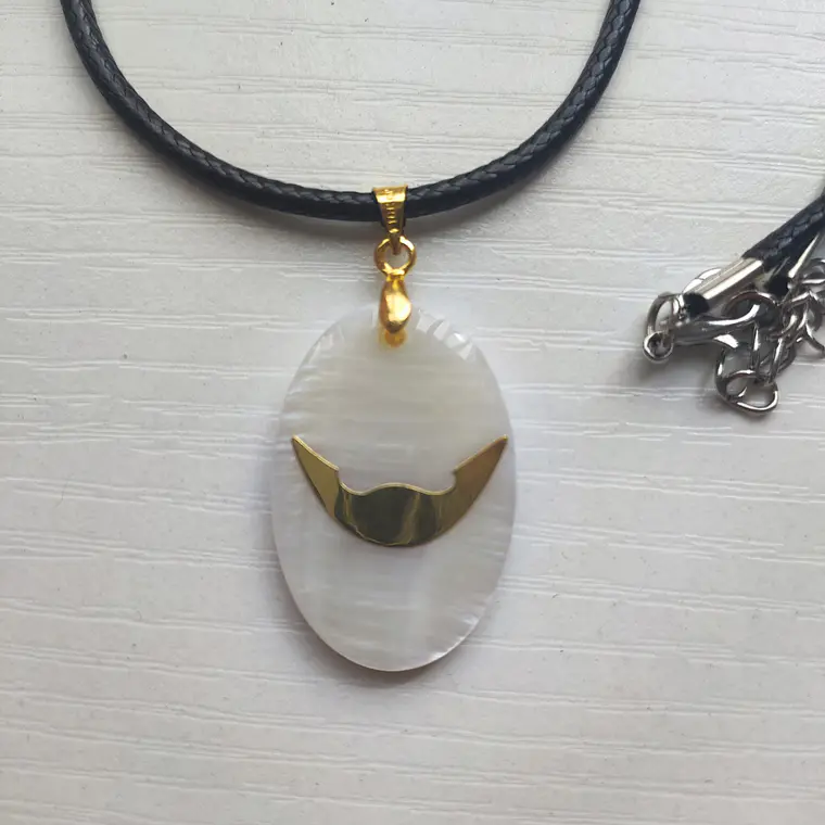 Colgante Nácar con Reimiro bronce  / Diametro 3cm 3