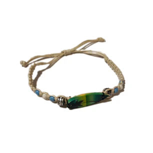 Pulsera hilo beige ajustable mostacilla y tabla de surf