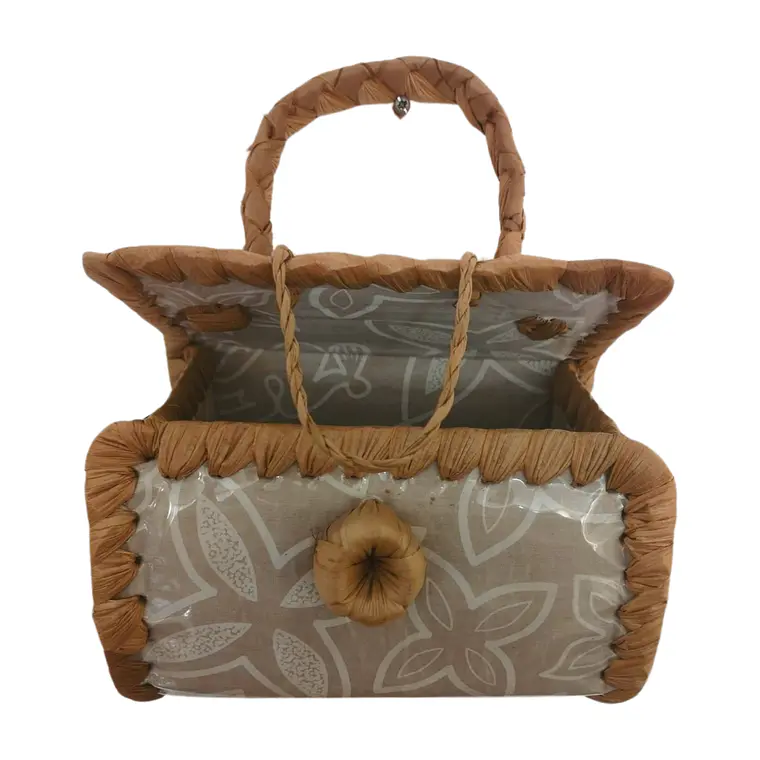 Bolsito hecho con Fibra de Pandanus Y Tela Rapa Nui 5