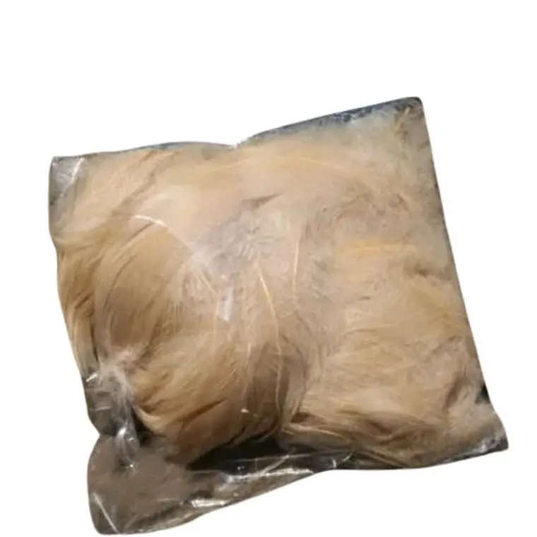 Bolsa con Plumas Beige entre 4 y 8cm app 50gr 2