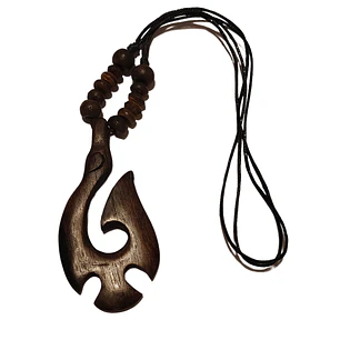 Colgante Mangai de madera 6x4cm con cordon ajustable