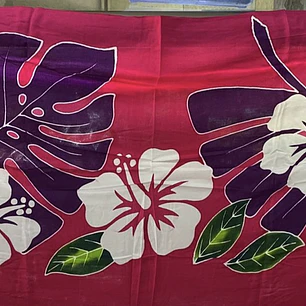 Pareo Corto fucsia / hibisco blanco y hojas lilas 1,75X0,6MTS