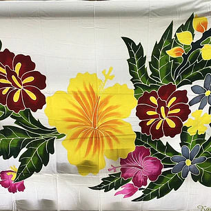 Pareo Blanco hibisco amarillo, rojo y fucsia 1,75x1,15mts