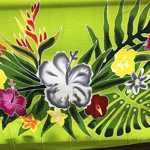 Pareo Verde claro con hibisco gris 1,75x1,15mts