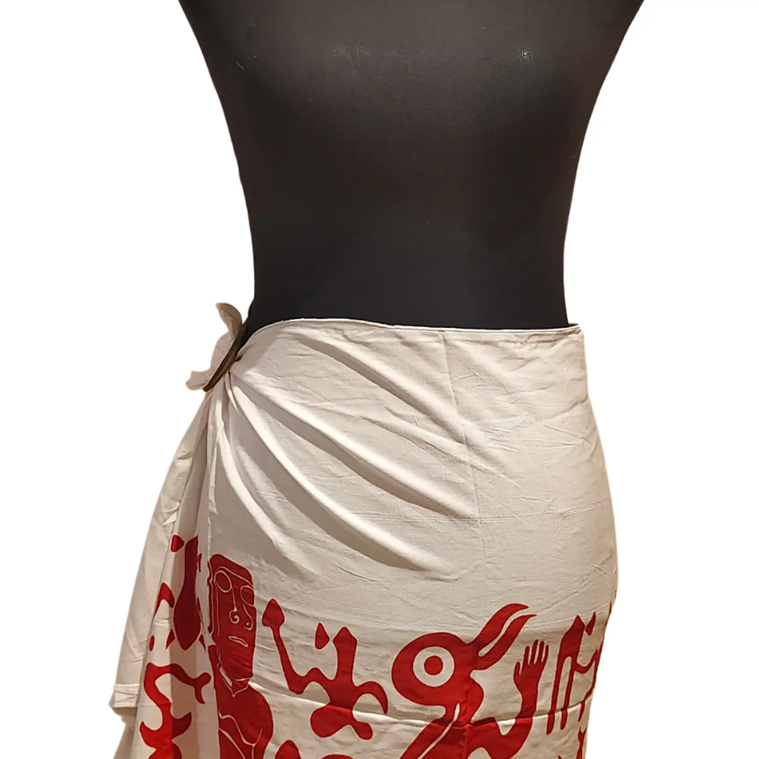 Pareo Corto Napohe rojo Con Moai y Rongo Rongo Blanco Rojo 1