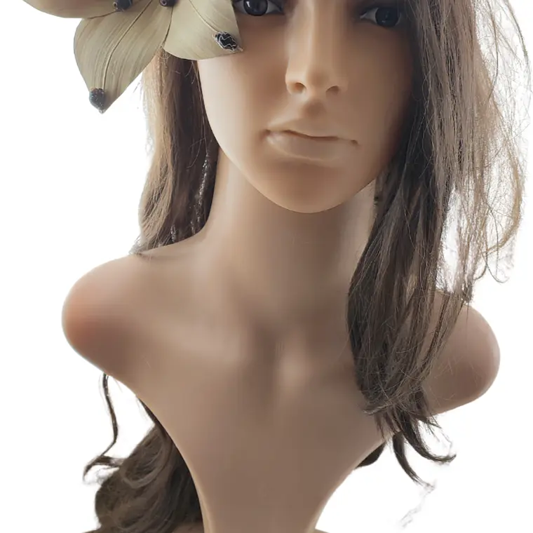 Flor Pandanus Con conchitas negras Para El Cabello 9