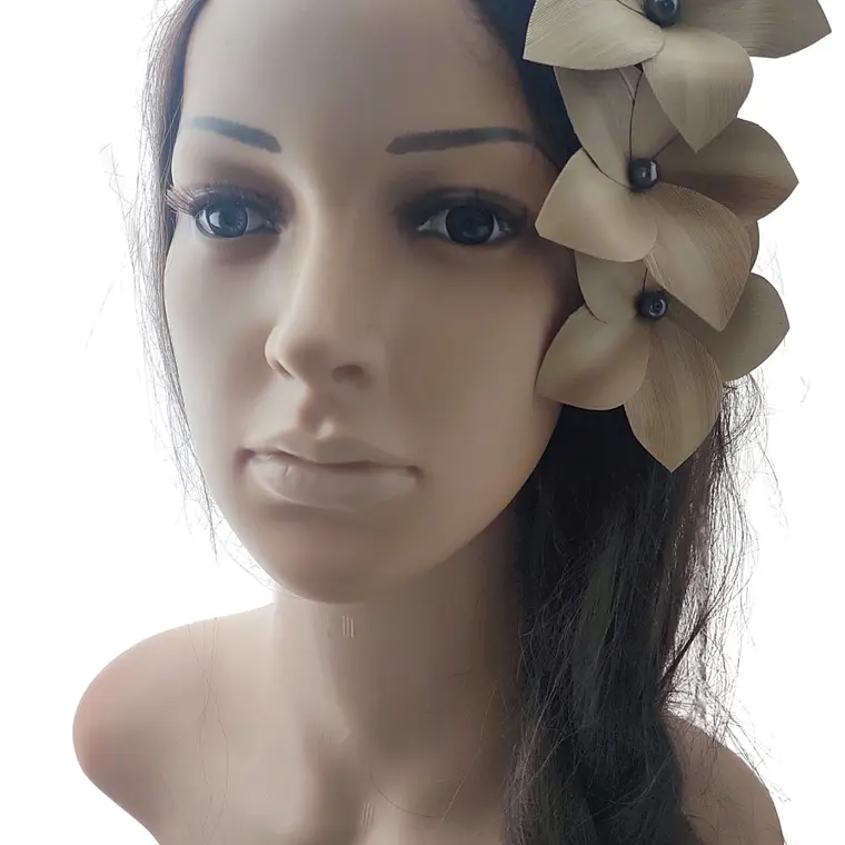 Pinza con 3 Flor Pandanus Con perla de rio Para El Cabello 10