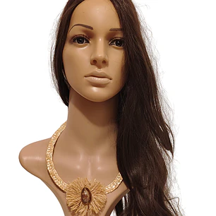 Collar de fibra de trigo y rafia con pure cafe