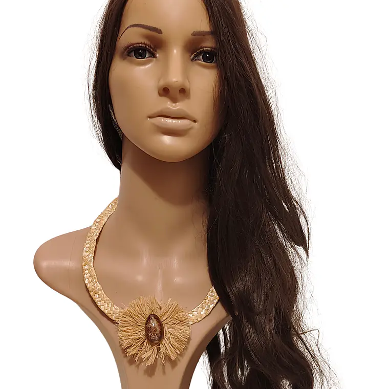 Collar de fibra de trigo y rafia con pure cafe 4