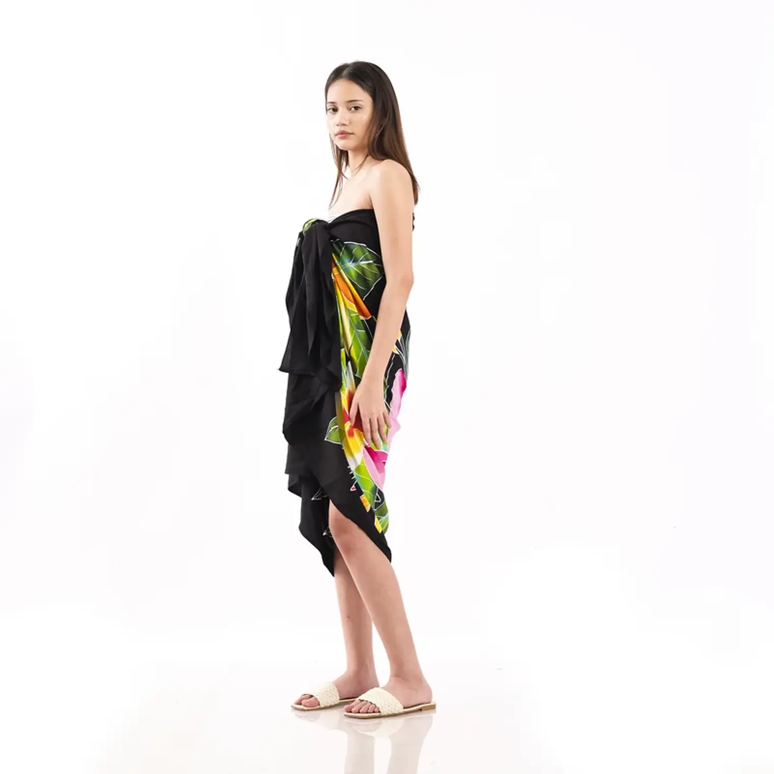 Pareo XL 2 x1,15mts negro con tipanie amarilla y fucsia 5
