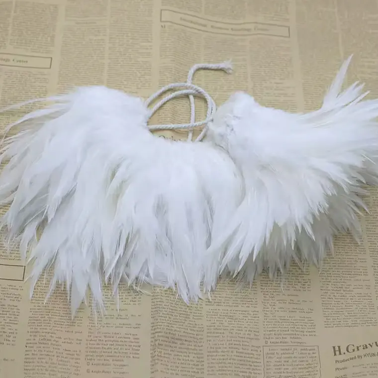 Moño Plumas Blanco 10 a 12cm 2