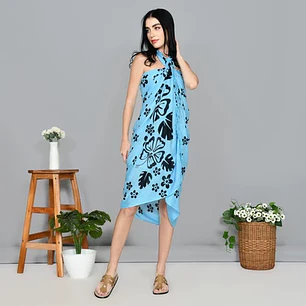 Pareo L 1,75x1,15mts Celeste con Hibisco Negro y tipanies