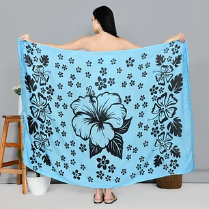 Pareo L 1,75x1,15mts Celeste con Hibisco Negro y tipanies