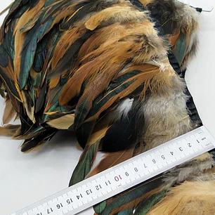 1 yarda o 0,9mts de Boa con Plumas Cafe Con Negro 10 a 12 Cm