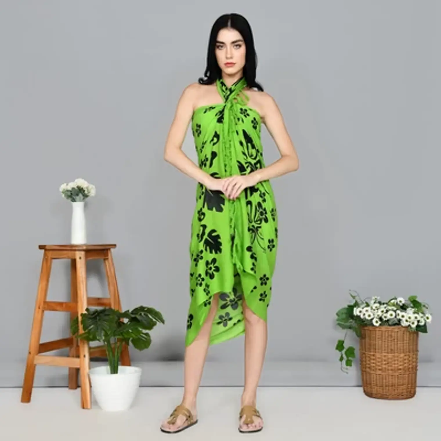 Pareo L 1,75x1,15mts Verde con Hibisco Negro y tipanies 4